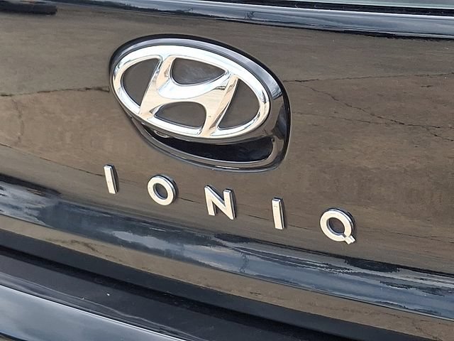 Used 2018 Hyundai Ioniq Limited FWD image 31