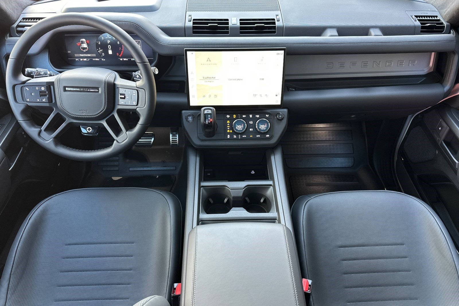 New 2026 Land Rover Defender 110 OCTA AWD/4WD image 15
