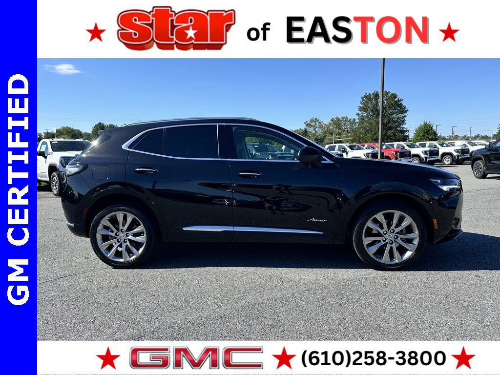 Certified 2022 Buick Envision Avenir w/ Technology Package II image 3