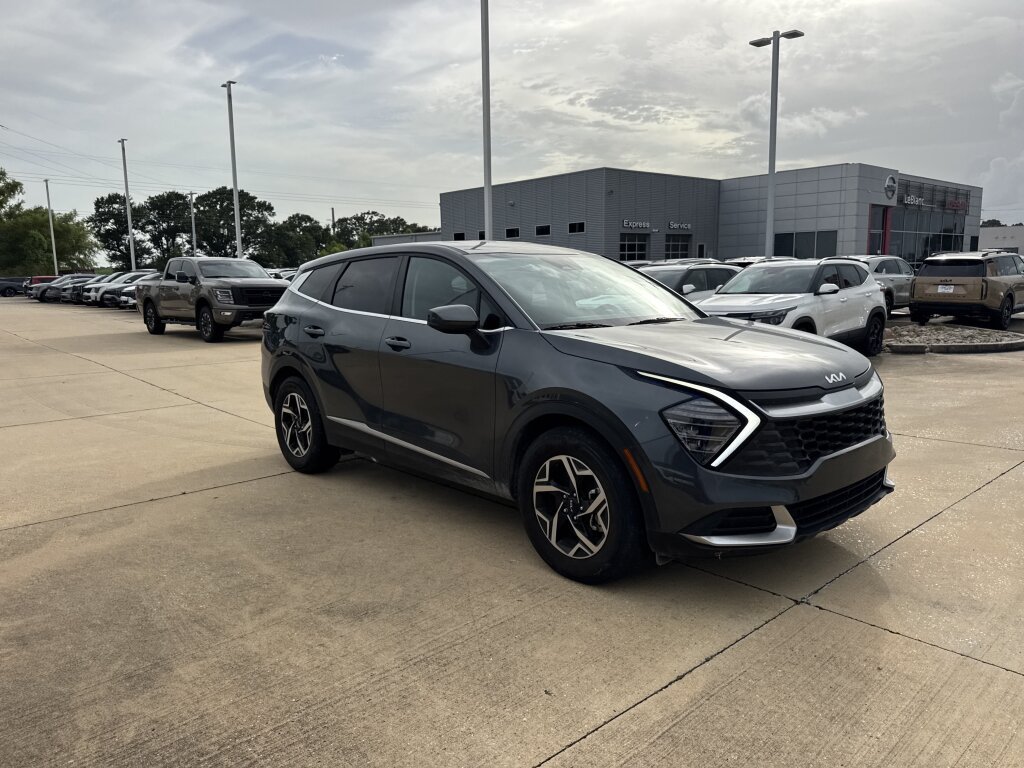 Certified 2024 Kia Sportage LX FWD image 13