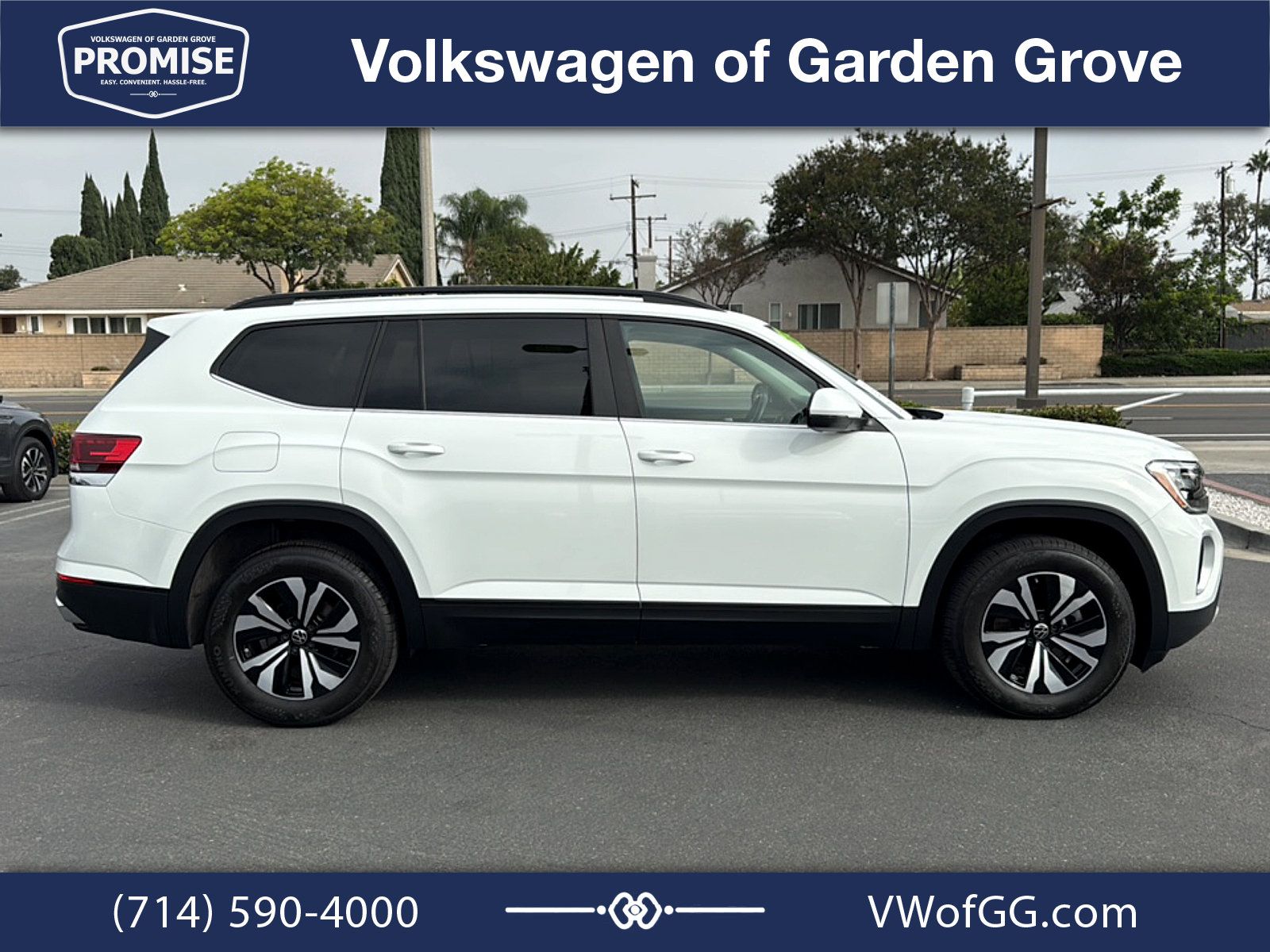 Used 2025 Volkswagen Atlas SE FWD image 9