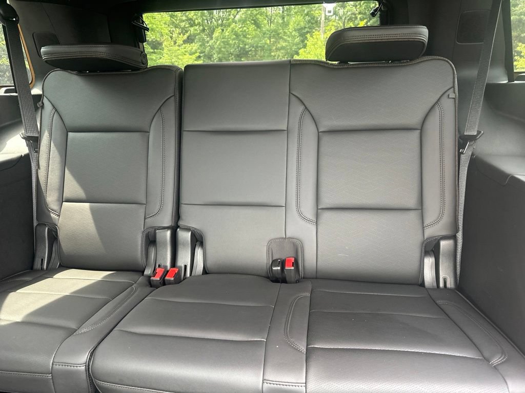 Certified 2021 Chevrolet Tahoe High Country w/ Premium Package AWD/4WD image 14