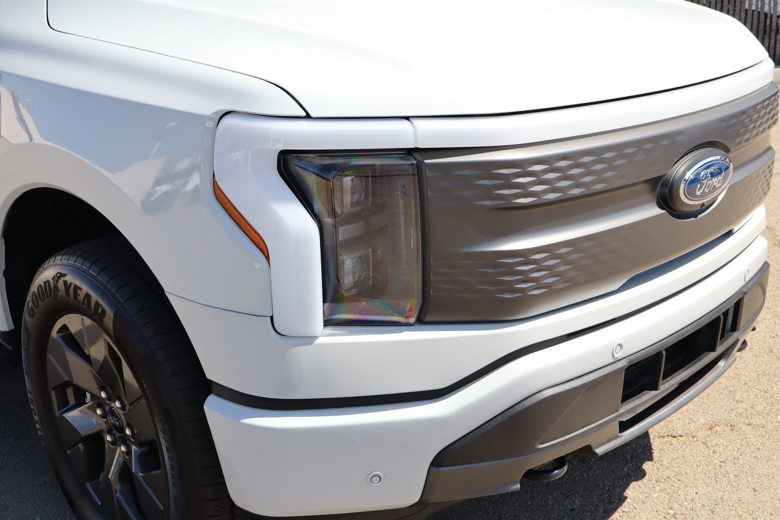 Used 2023 Ford F150 Lightning XLT w/ Equipment Group 312A High AWD/4WD image 9