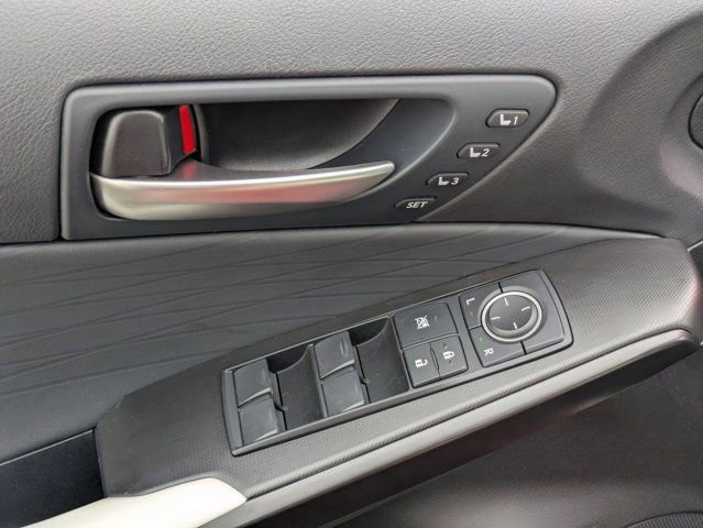 Used 2023 Lexus IS 350 F Sport w/ Navigation Package image 15