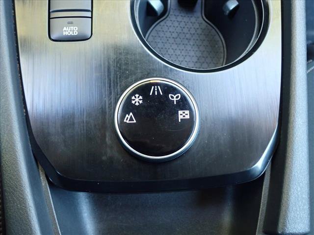Used 2024 Nissan Rogue S AWD/4WD image 20