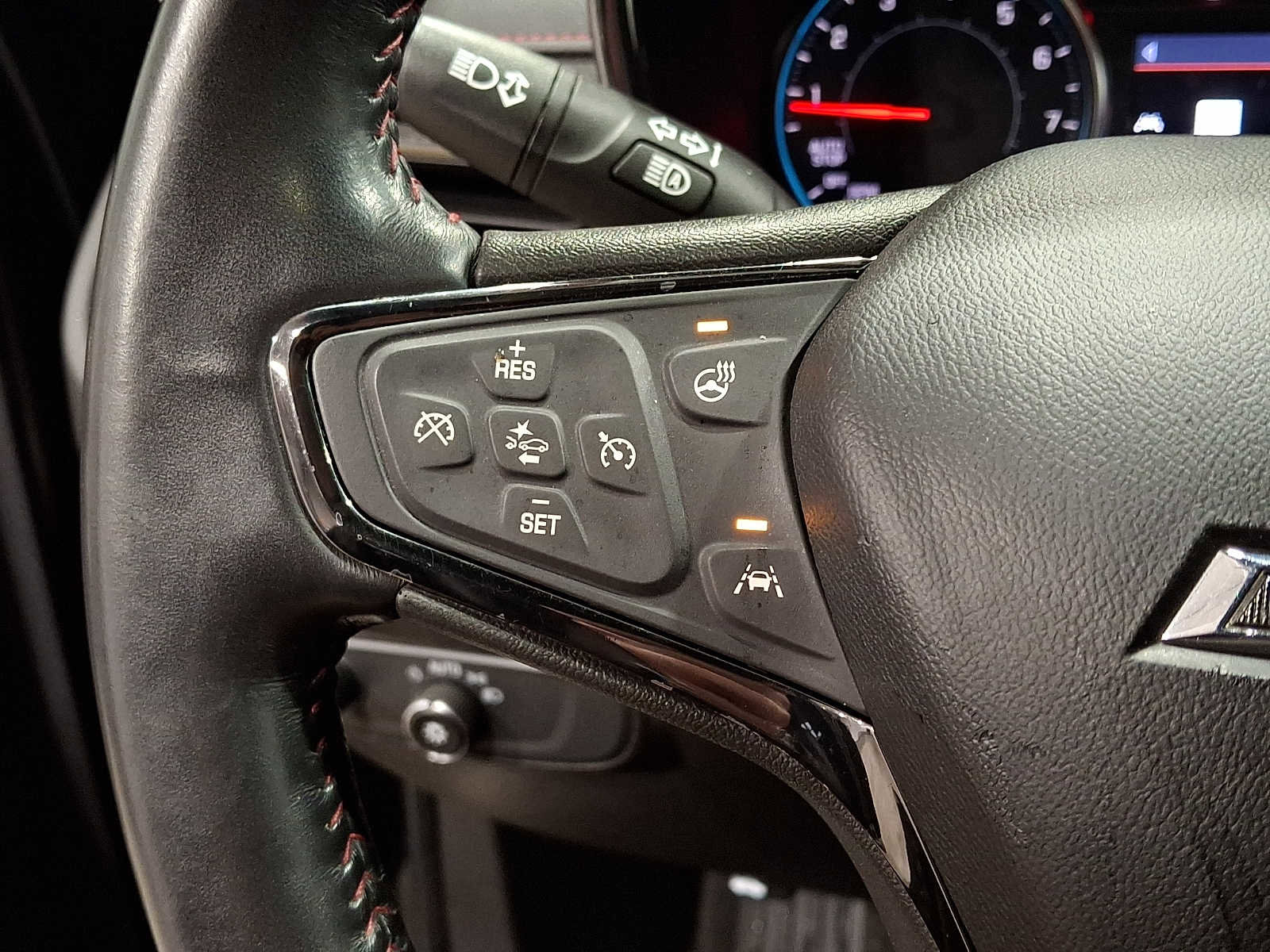 Used 2022 Chevrolet Equinox RS w/ RS Leather Package image 22