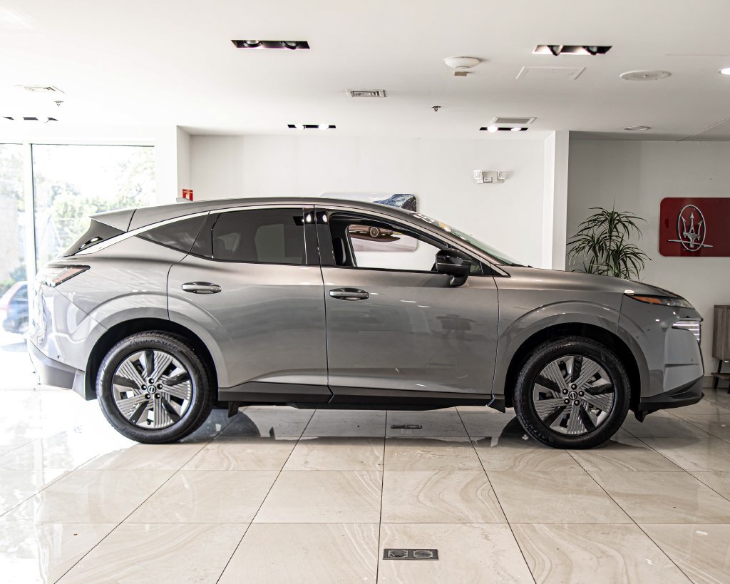 Used 2025 Nissan Murano SL AWD/4WD image 9