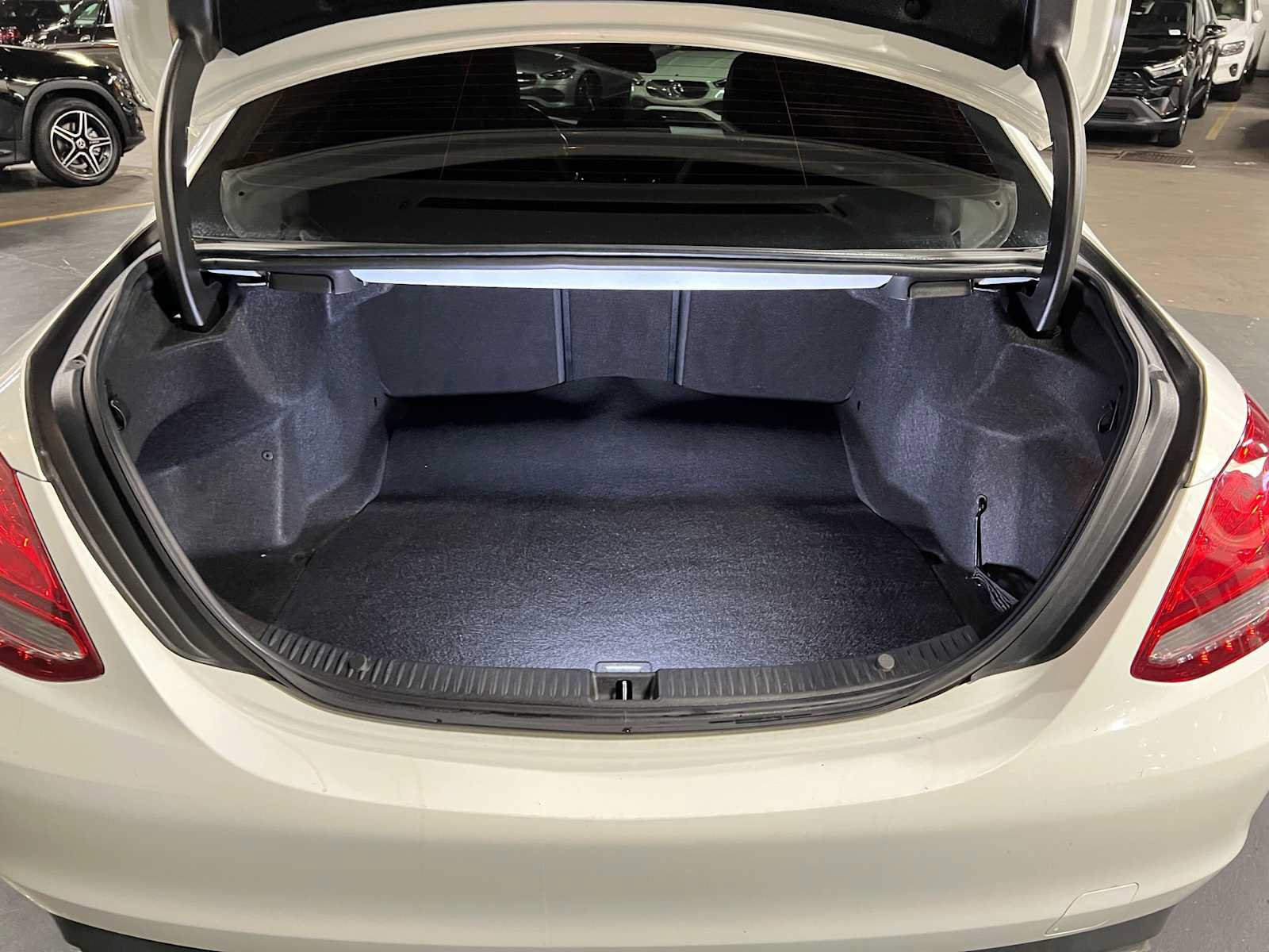 Used 2016 Mercedes-Benz C 300 4MATIC Sedan image 16