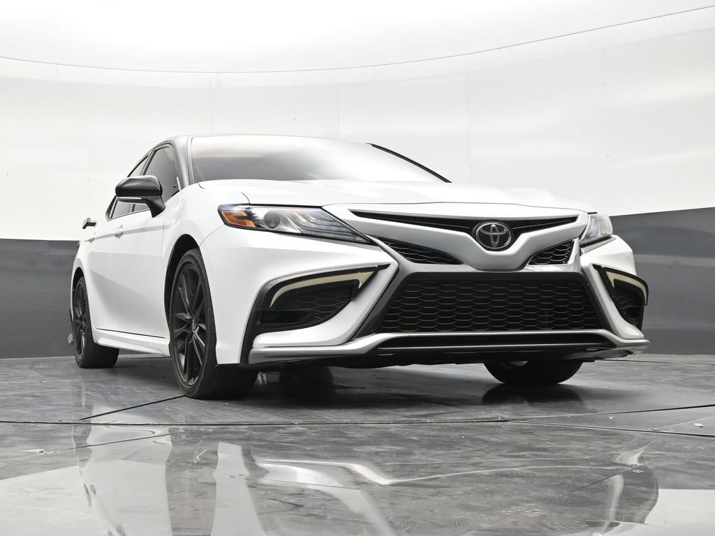 Used 2024 Toyota Camry XSE FWD image 27
