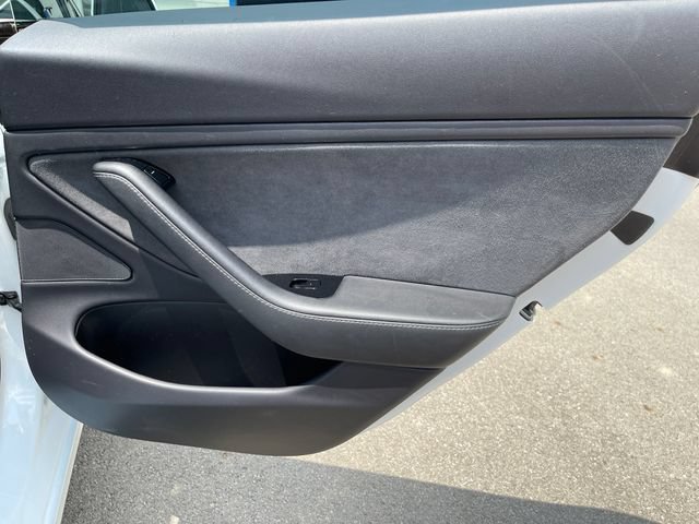 Used 2019 Tesla Model 3 Mid Range RWD image 36