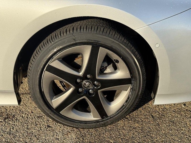 Used 2022 Toyota Prius XLE image 10