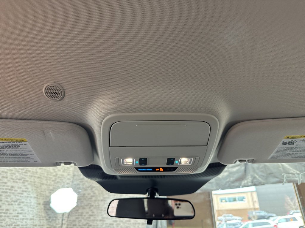 Used 2025 Ford Explorer Active image 22