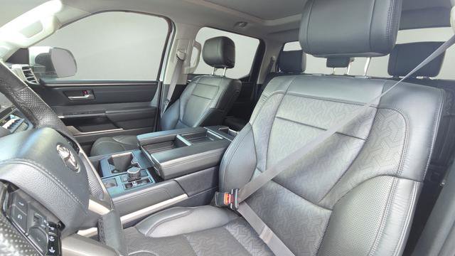 Used 2024 Toyota Tundra Limited image 29