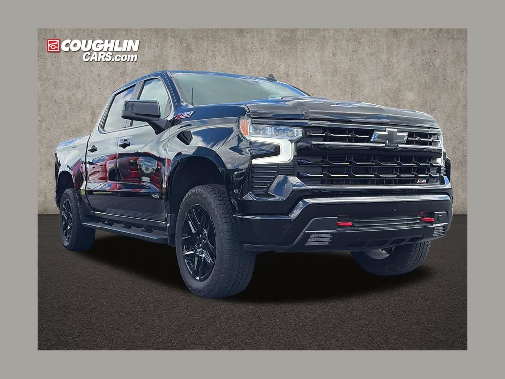 Used 2025 Chevrolet Silverado 1500 LT Trail Boss w/ Convenience Package II AWD/4WD image 1