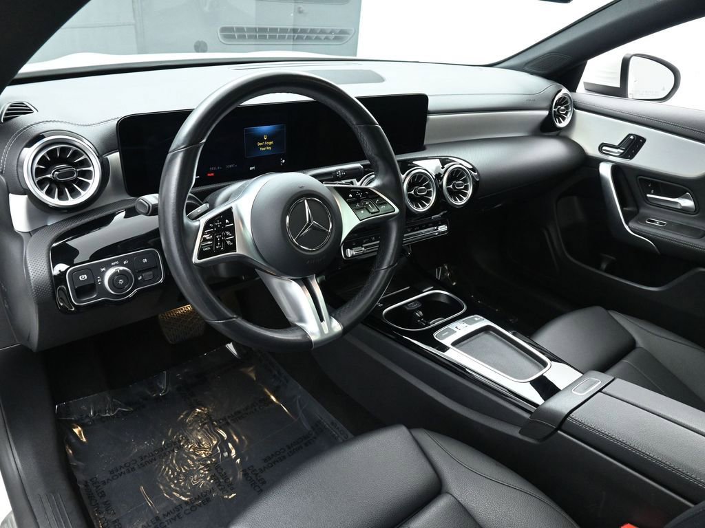 Used 2025 Mercedes-Benz CLA 250 image 11