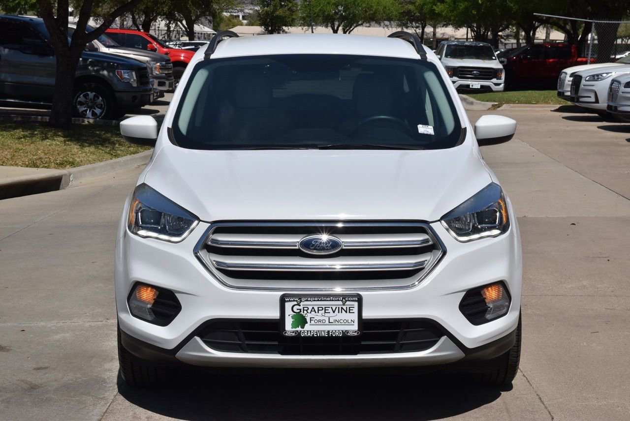 Used 2019 Ford Escape SEL image 3