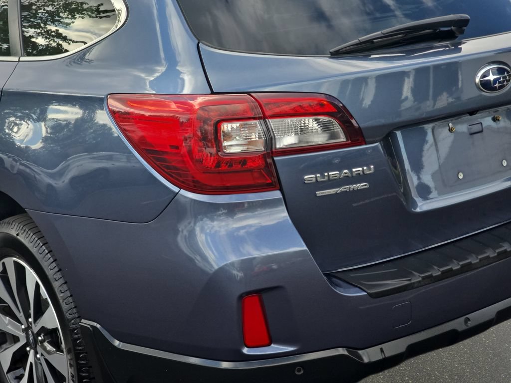 Used 2017 Subaru Outback 2.5i Limited AWD/4WD image 35