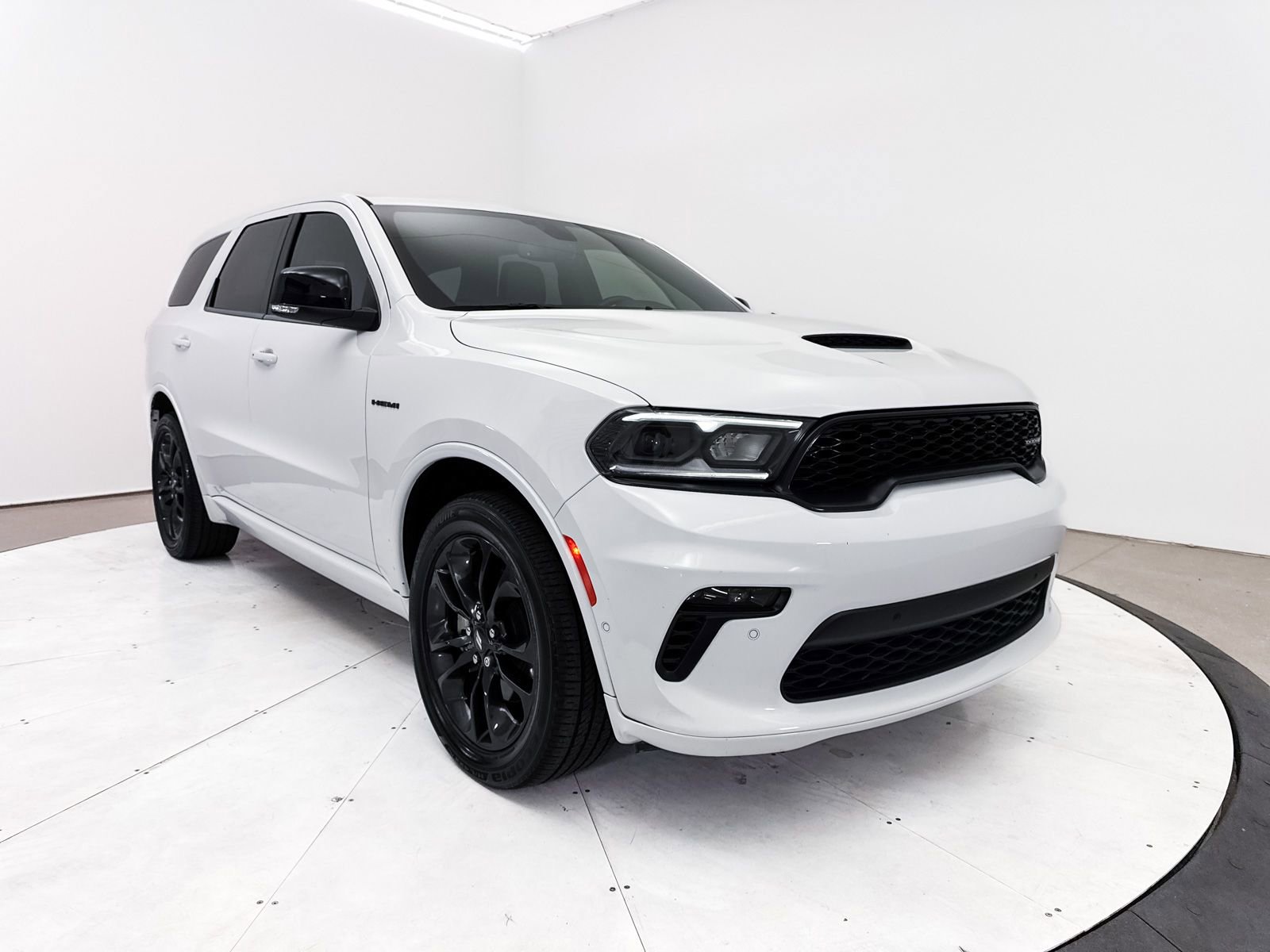Used 2022 Dodge Durango R/T w/ Blacktop Package AWD/4WD image 12