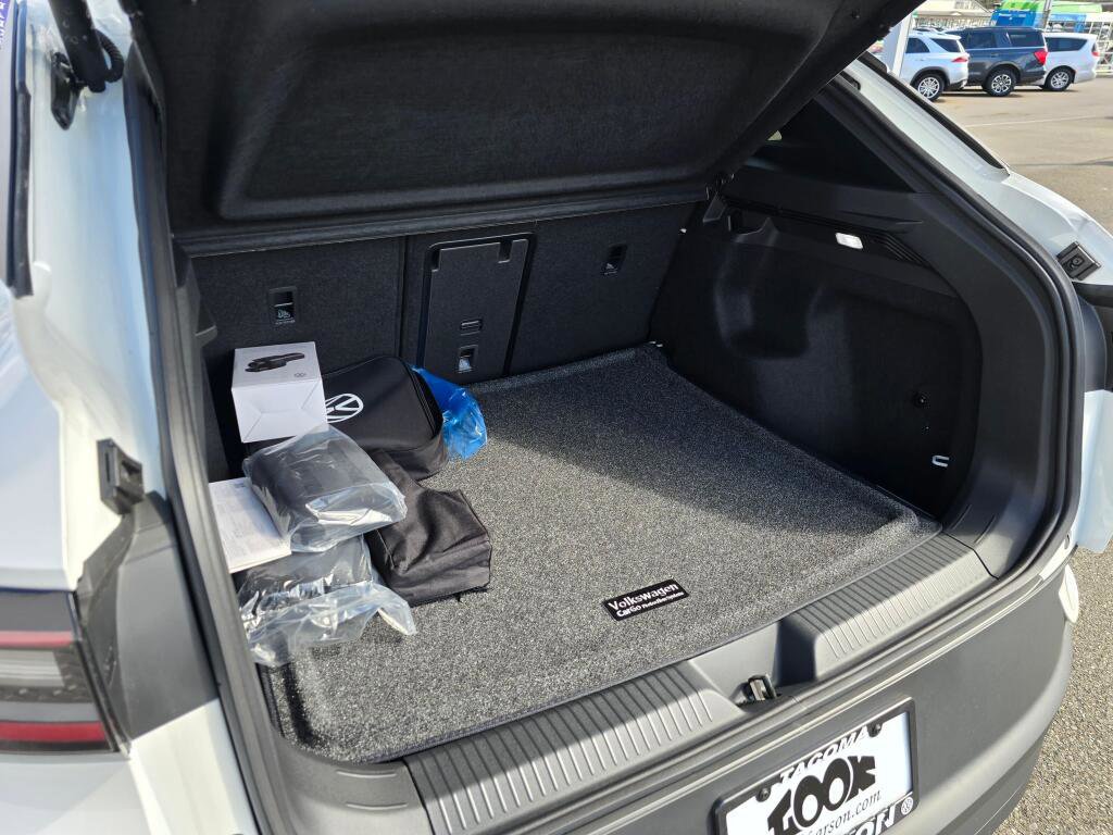 New 2026 Volkswagen ID.4 Pro S AWD/4WD image 13