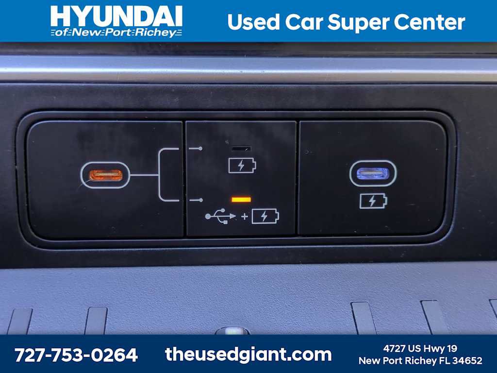 Used 2026 Hyundai Santa Fe SE FWD image 24