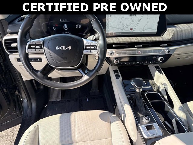 Used 2023 Kia Telluride EX w/ EX Captain's Chair Package image 18
