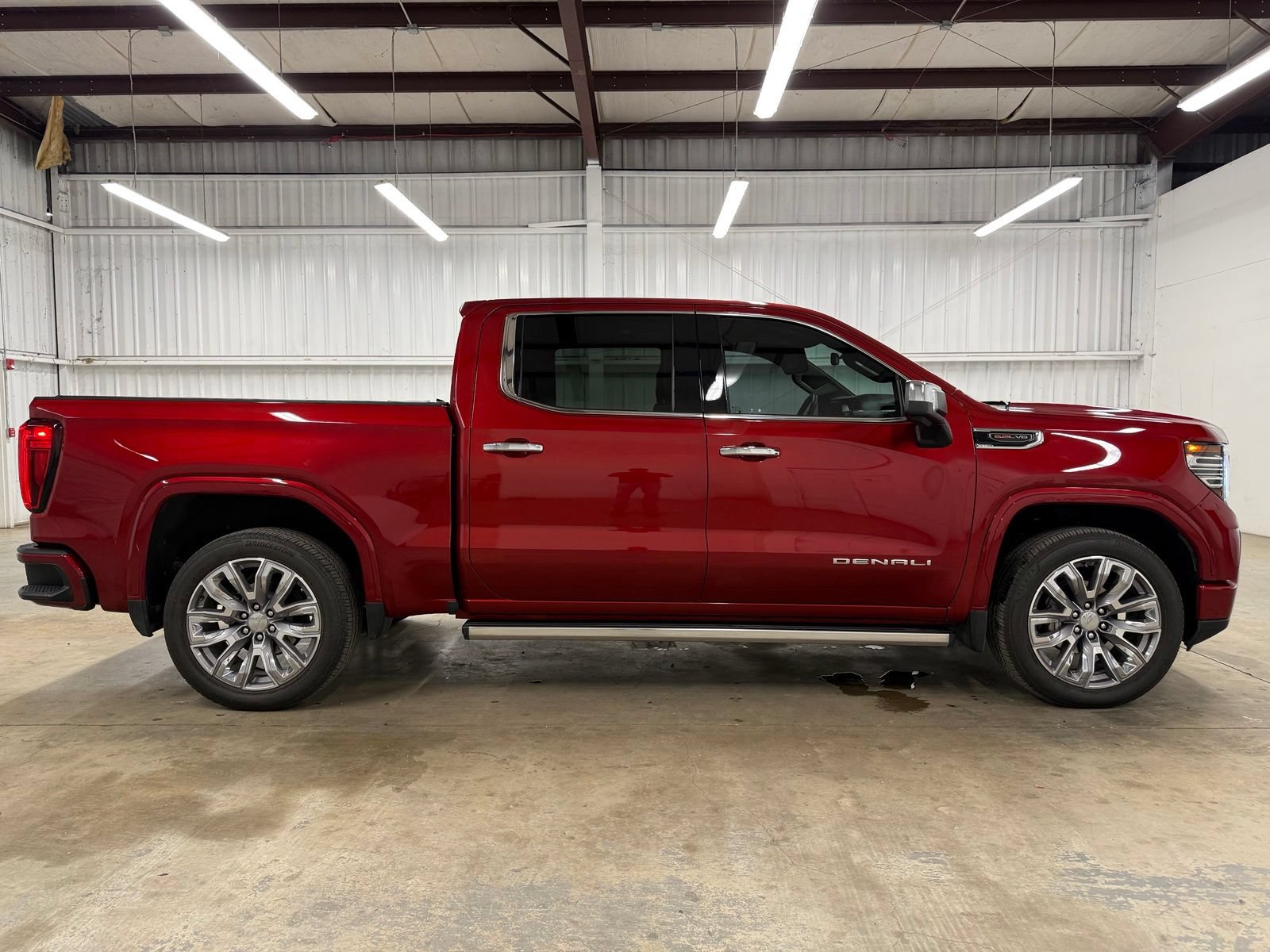 Used 2024 GMC Sierra 1500 Denali w/ Denali Reserve Package AWD/4WD image 5