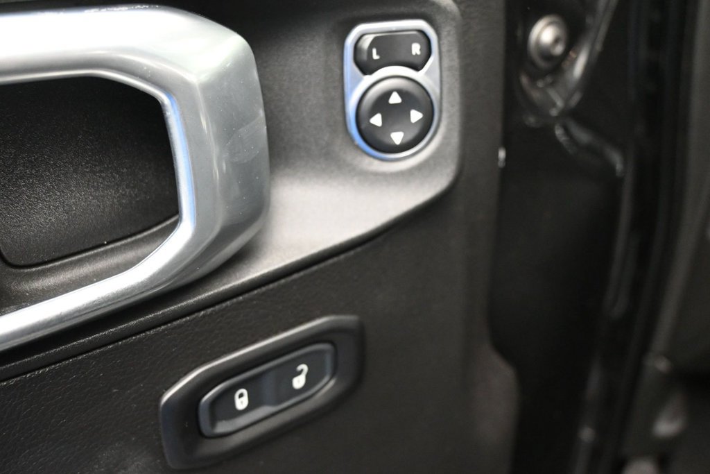 Used 2022 Jeep Wrangler Unlimited Sport AWD/4WD image 12