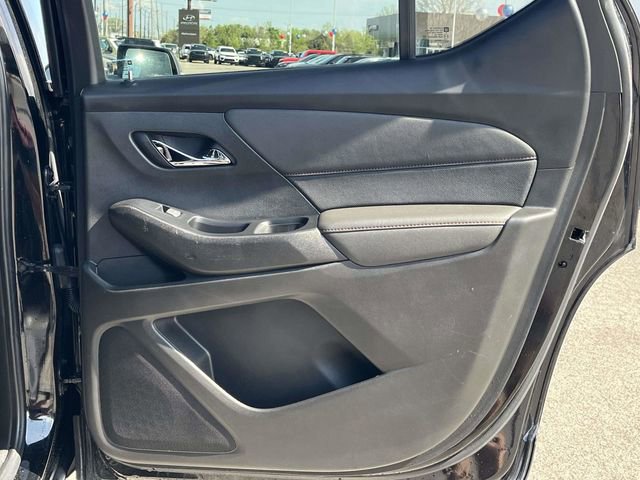 Used 2023 Chevrolet Traverse RS w/ LPO, Floor Liner Package image 24