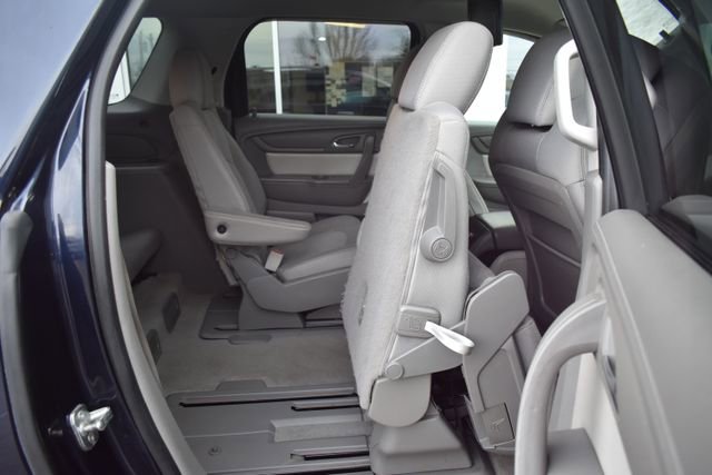 Used 2015 GMC Acadia SLE AWD/4WD image 40