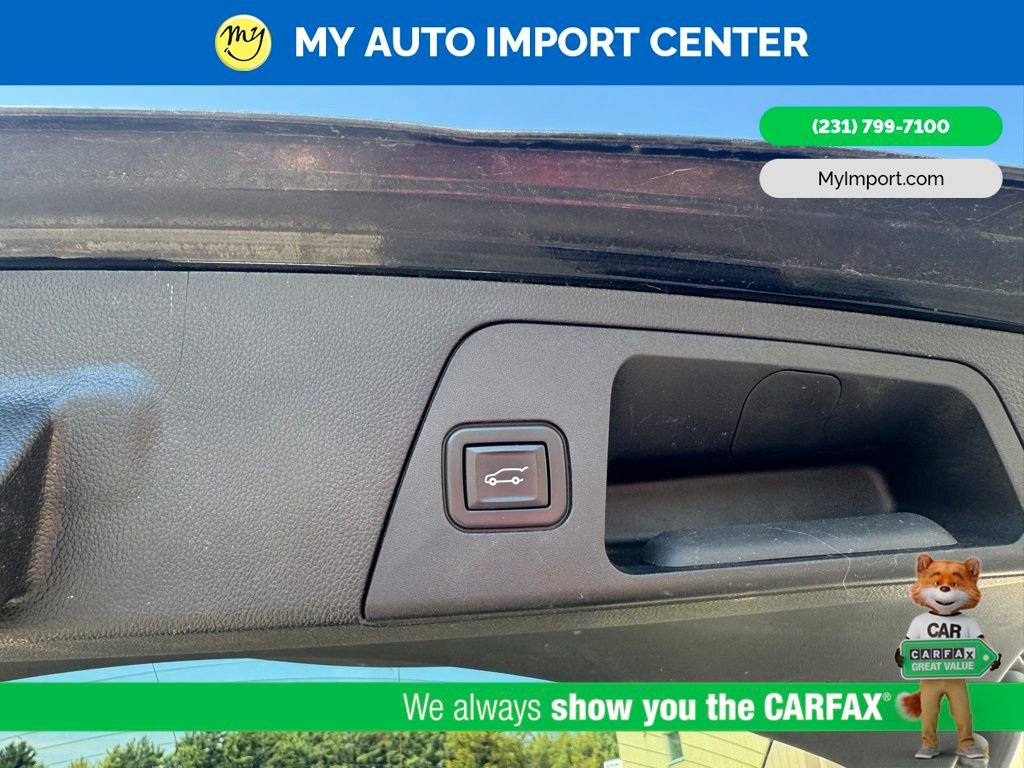 Used 2020 Buick Envision Essence w/ LPO, Cargo Package AWD/4WD image 32