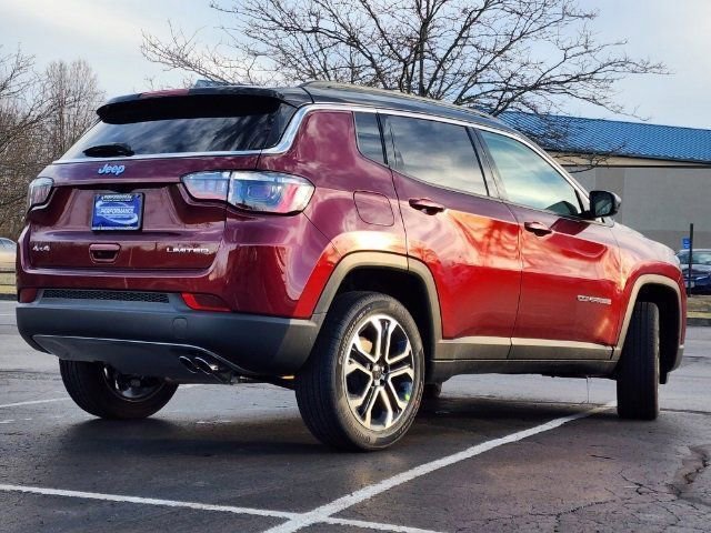 Used 2022 Jeep Compass Limited w/ Sun and Sound Group image 21