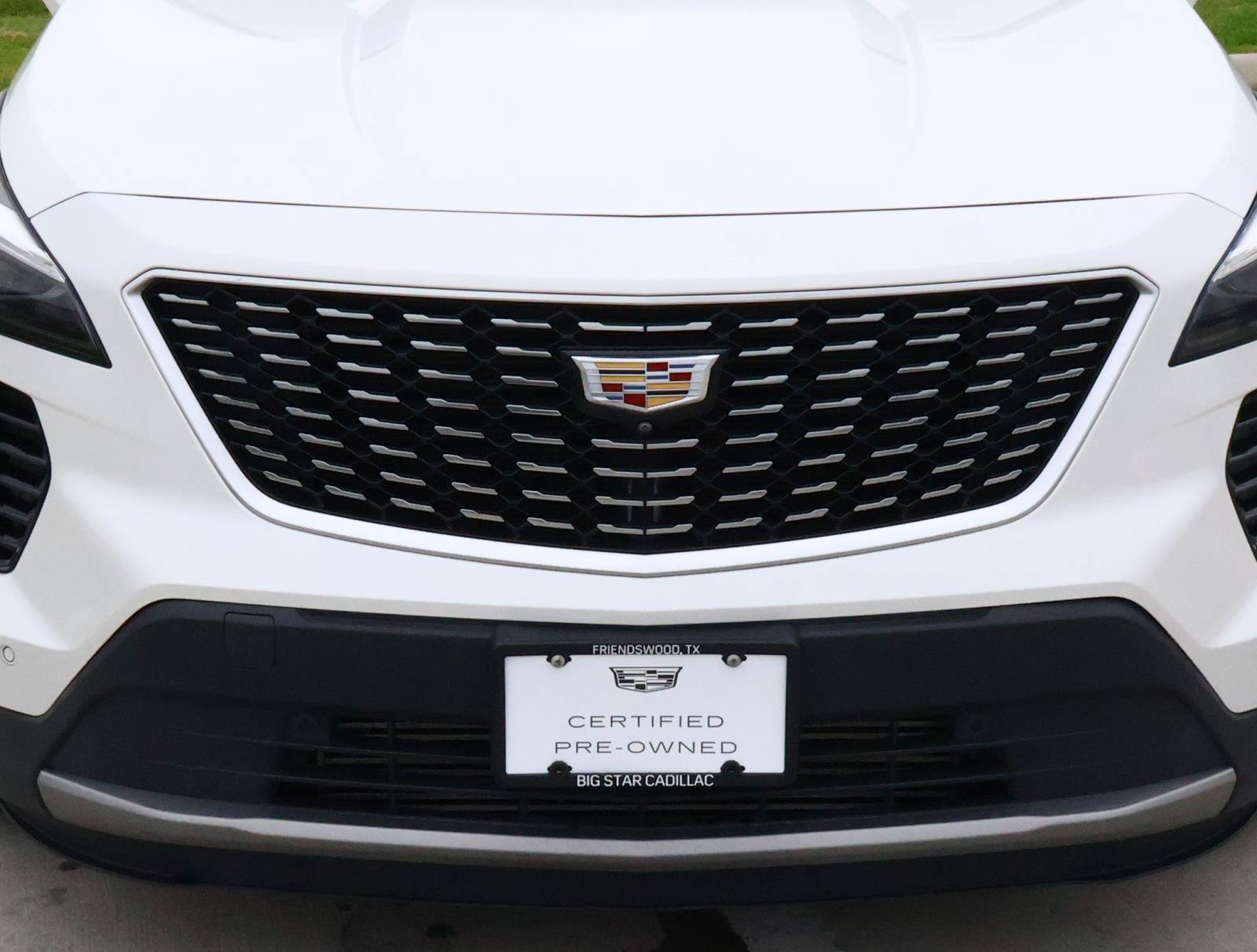 Certified 2022 Cadillac XT4 Premium Luxury w/ Enhanced Visibility Package FWD image 8