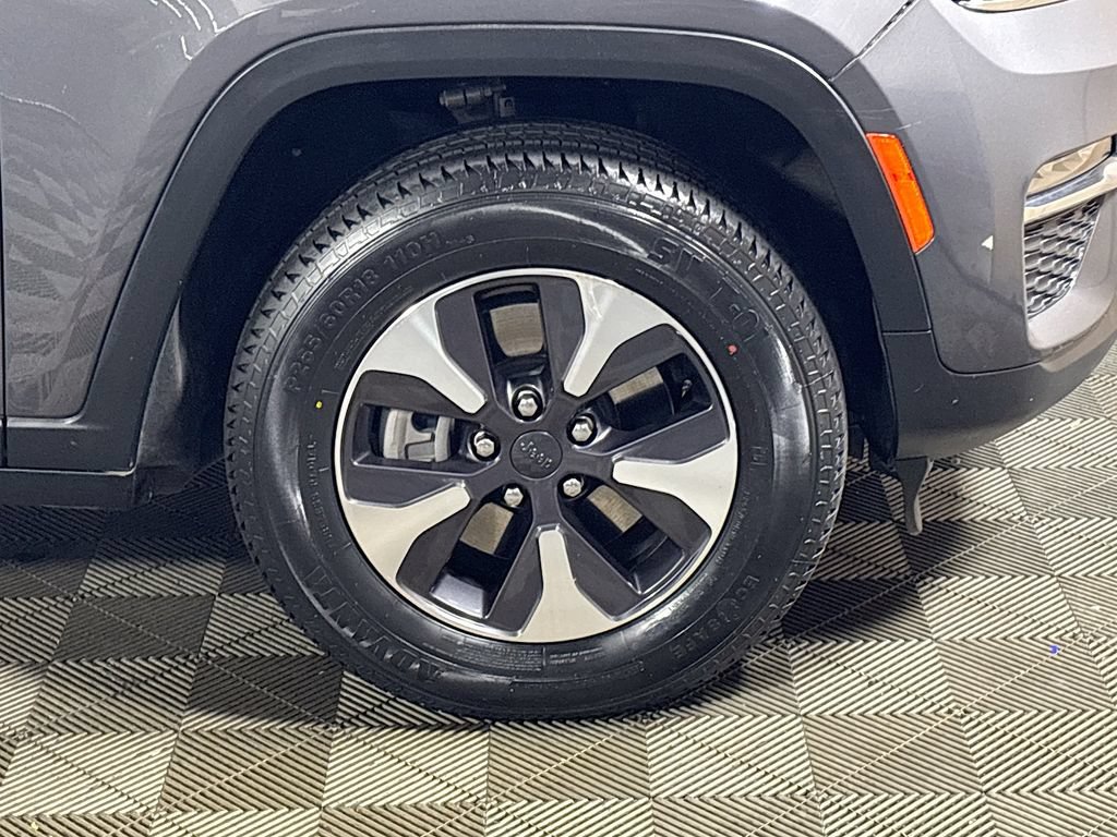 Used 2024 Jeep Grand Cherokee Limited 4xe AWD/4WD image 24