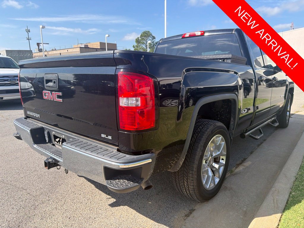 Used 2016 GMC Sierra 1500 SLE w/ SLE Value Package AWD/4WD image 4