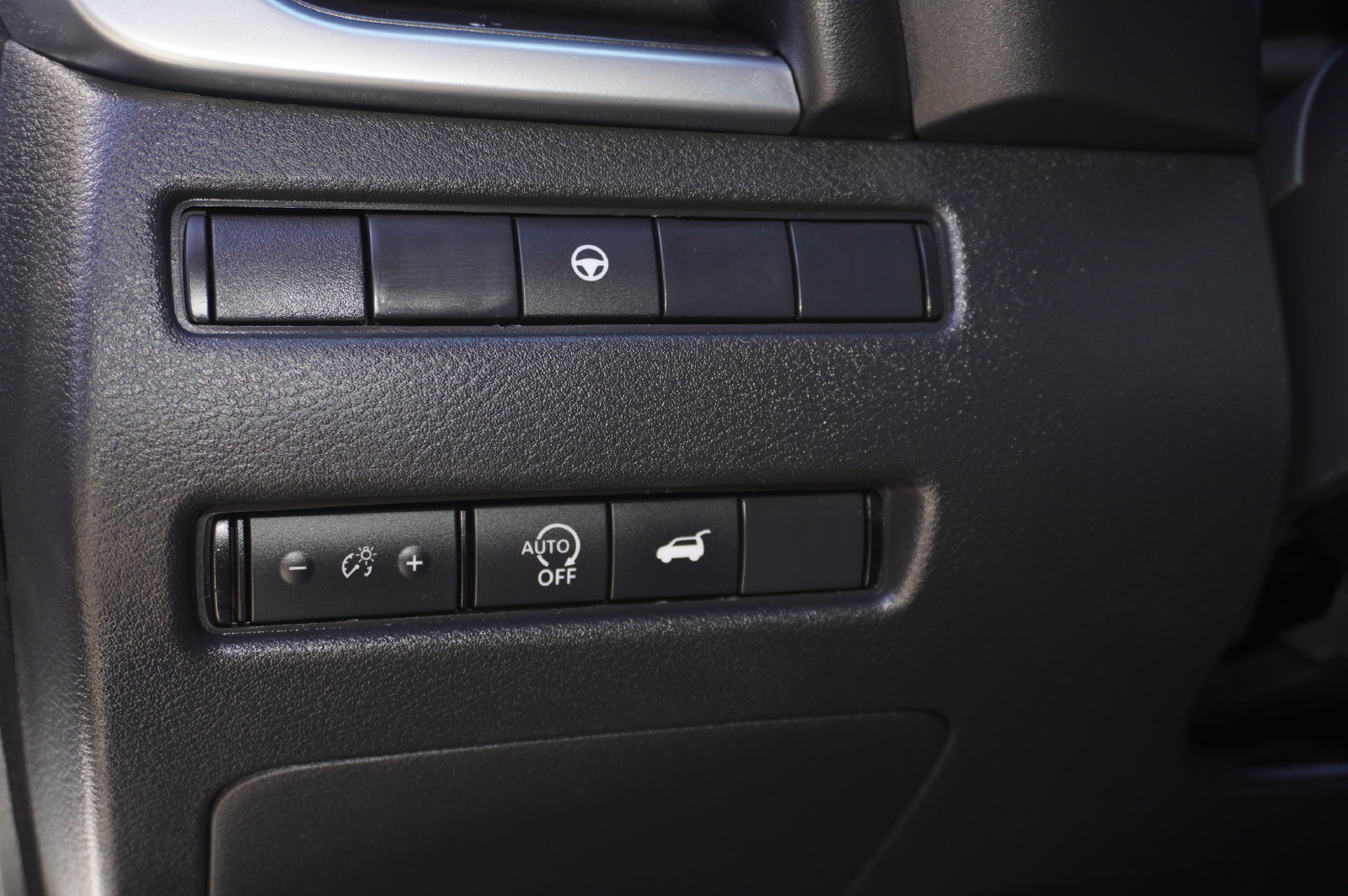 Used 2026 Nissan Rogue SV FWD image 12