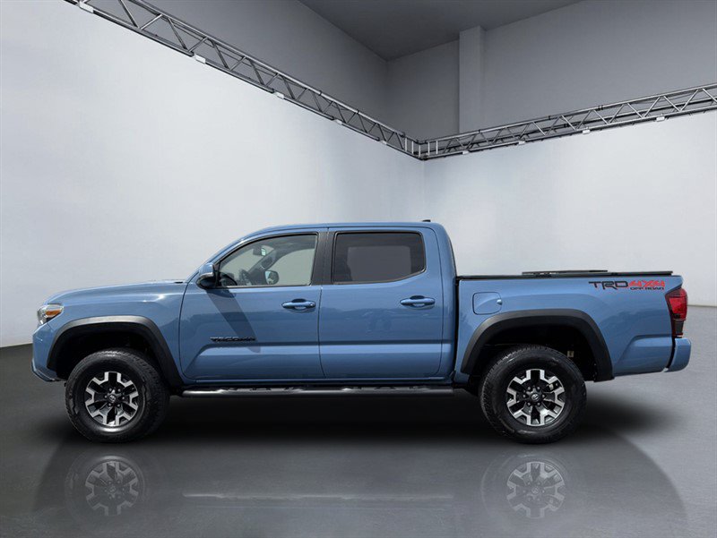 Used 2019 Toyota Tacoma TRD Off-Road AWD/4WD image 2