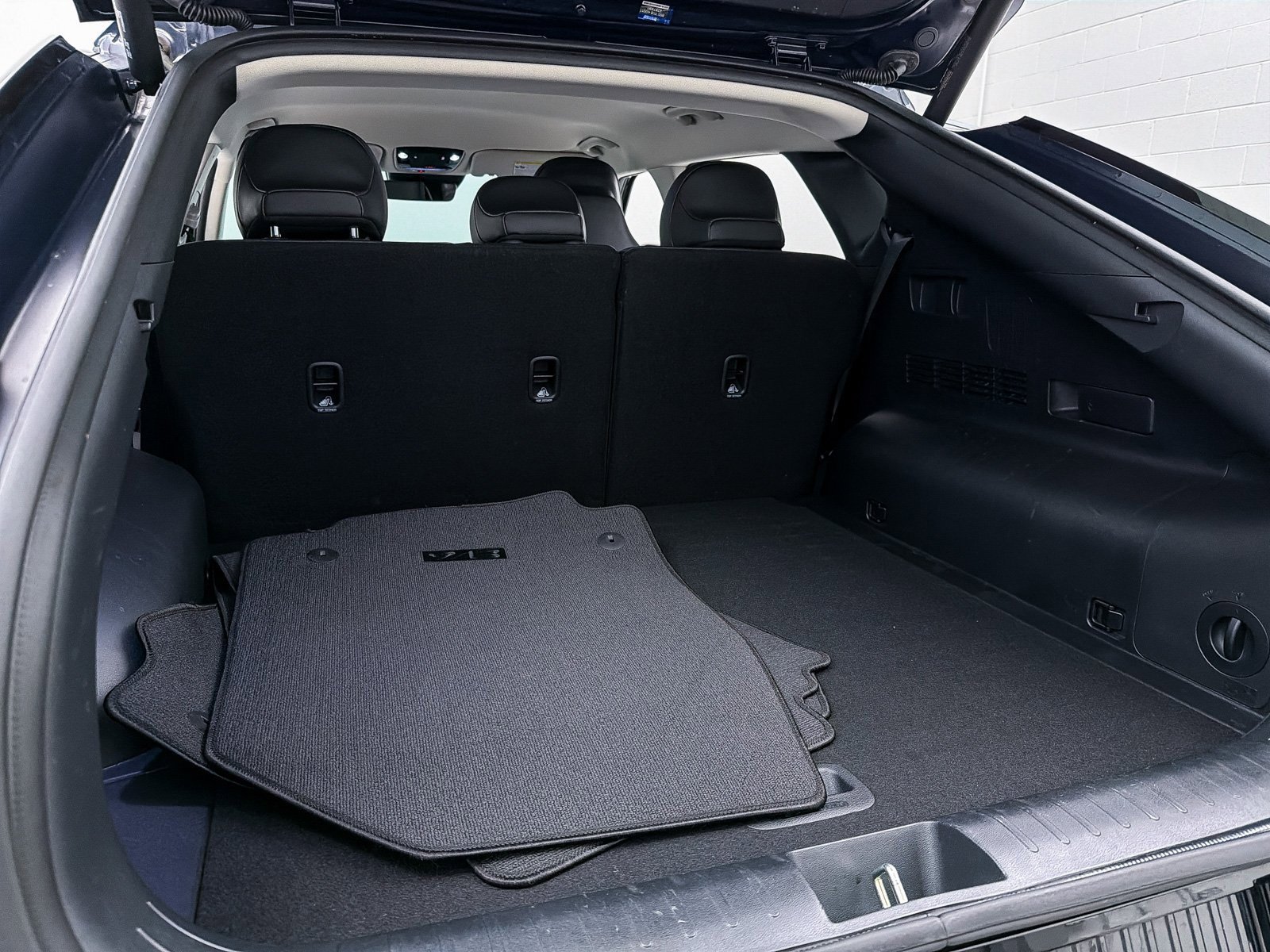 Used 2023 Kia EV6 Wind w/ Wind Technology Package image 32