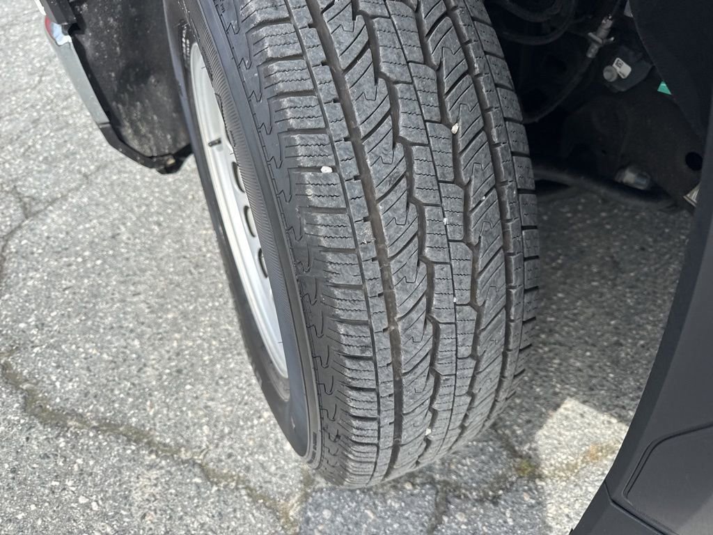 Used 2025 GMC Sierra 1500 Pro w/ Pro Value Package image 27