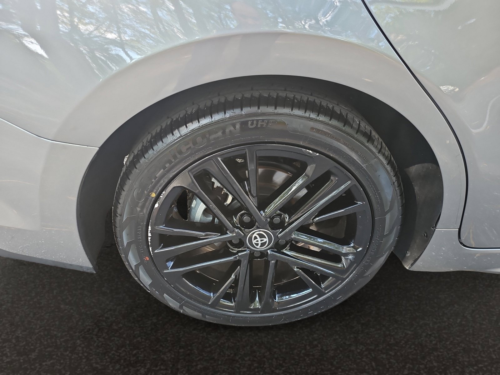 Used 2025 Toyota Camry SE FWD image 43
