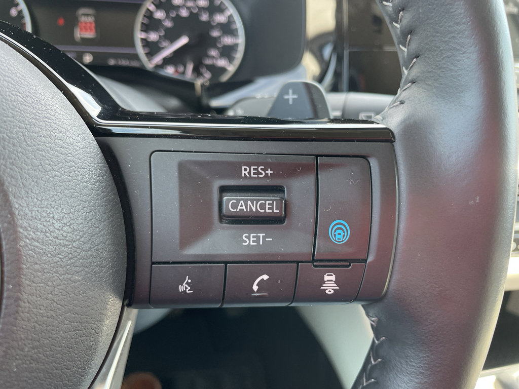 Certified 2025 Nissan Pathfinder SL image 14