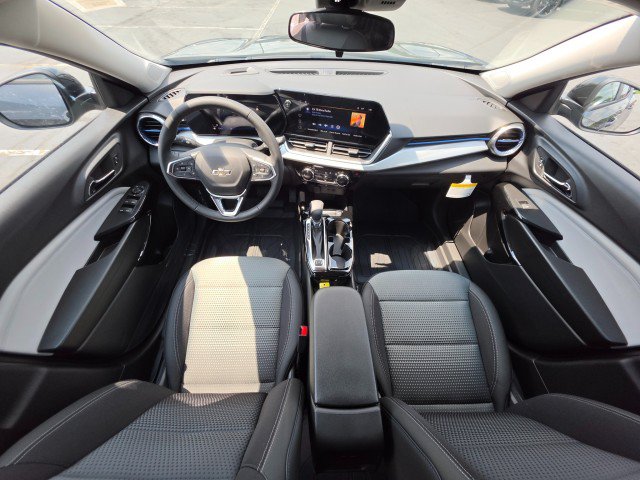 New 2026 Chevrolet Trax LT w/ Driver Confidence Package FWD image 22