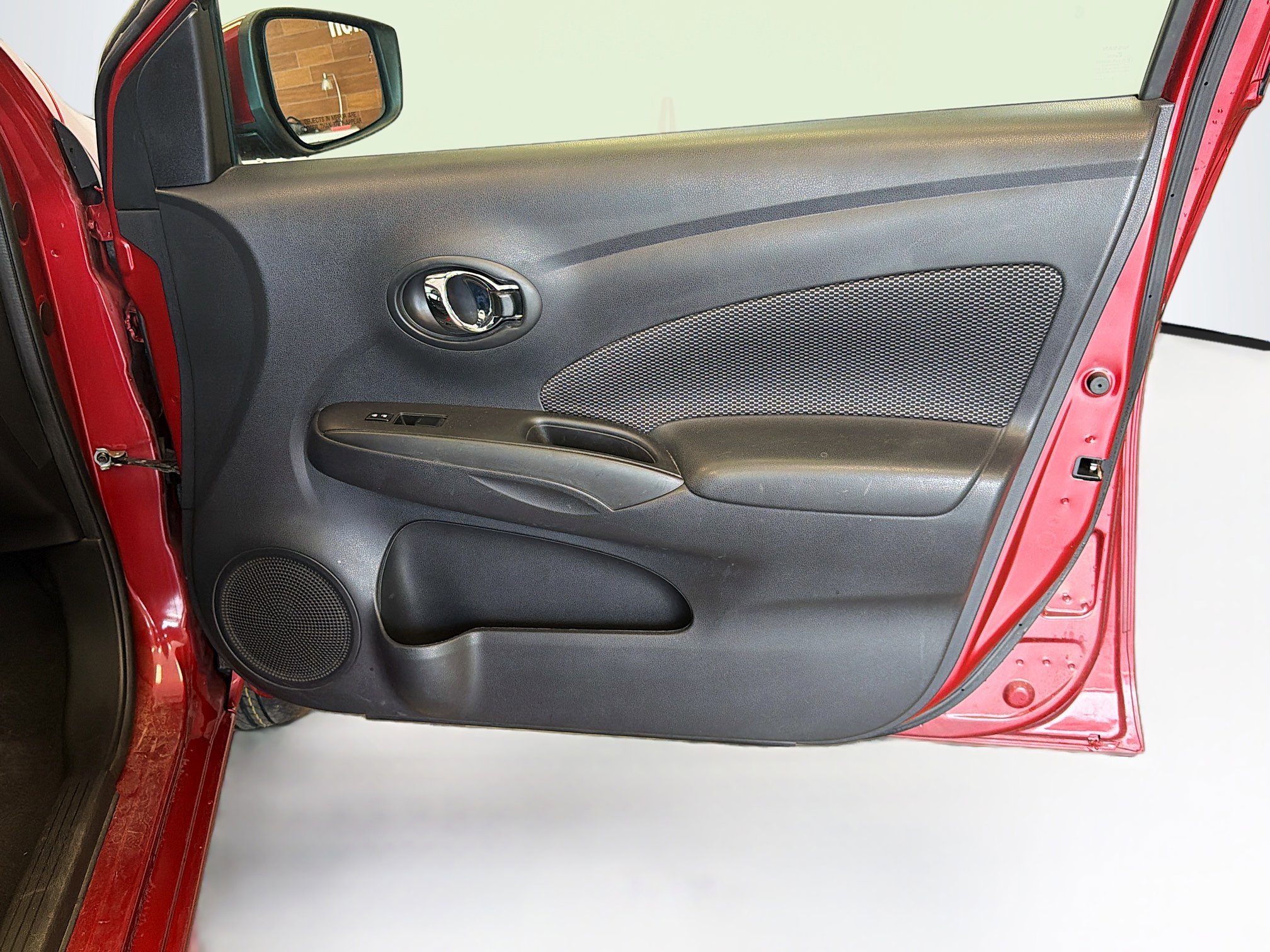 Used 2019 Nissan Versa SV FWD image 30