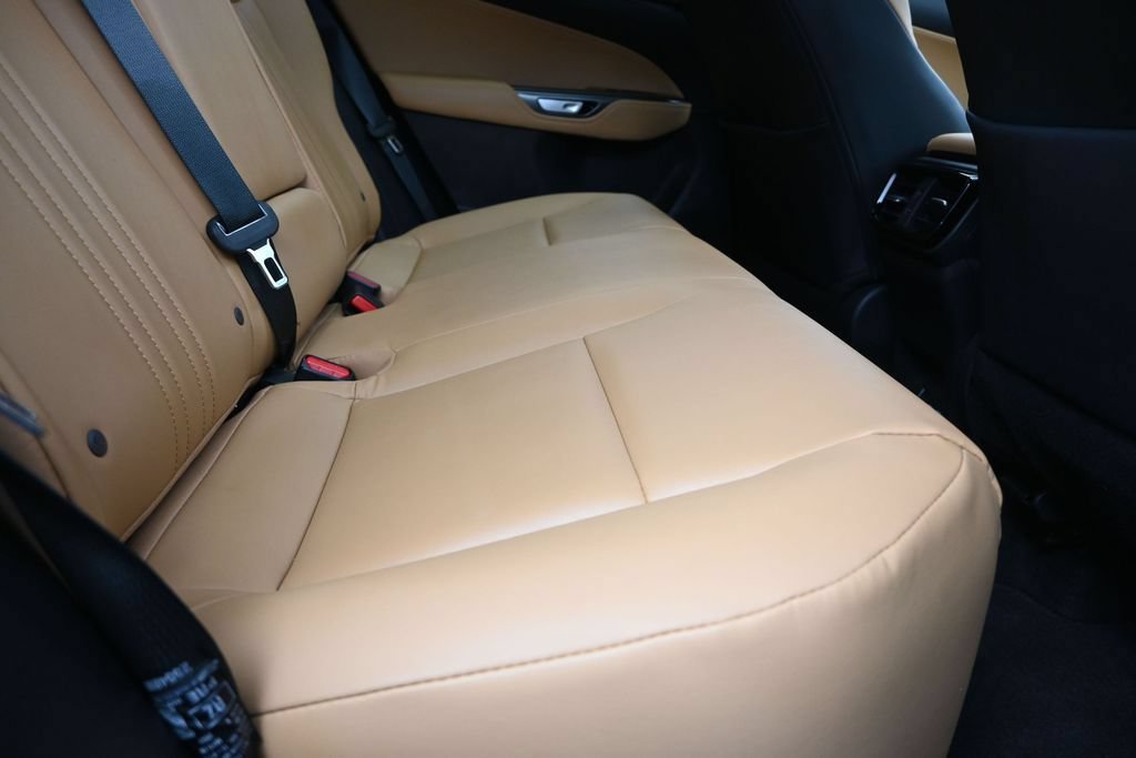 Certified 2025 Lexus NX 250 FWD w/ Towing Package (2000 Lbs) image 22