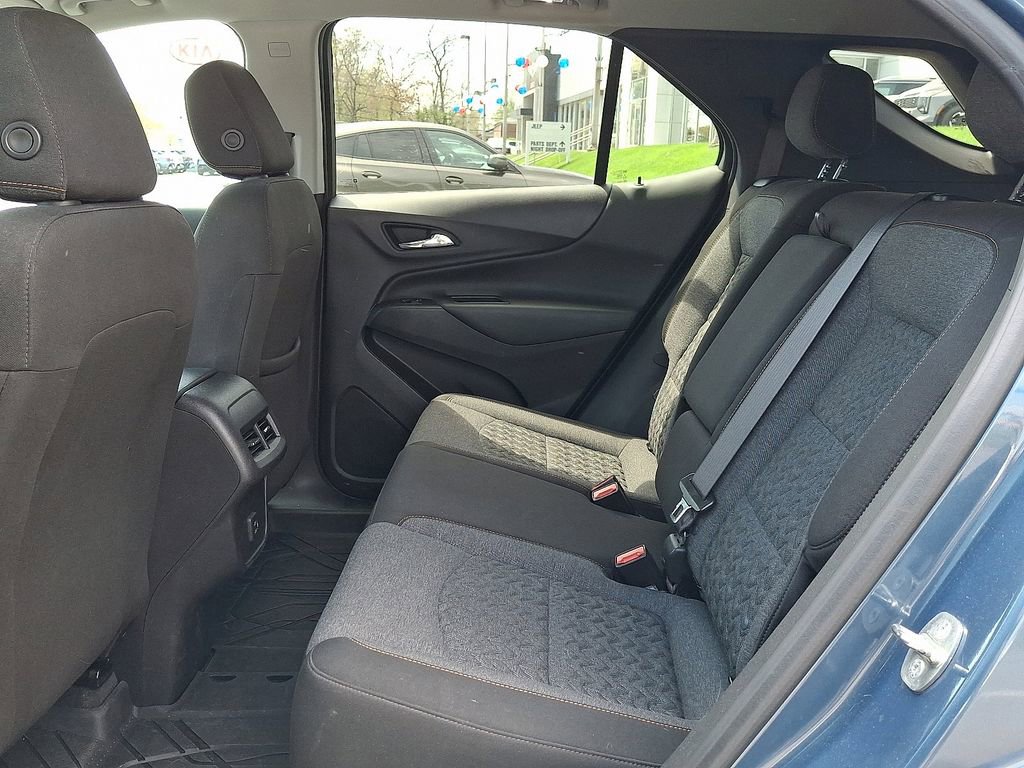 Used 2024 Chevrolet Equinox LT w/ LPO, Floor Liner Package FWD image 11