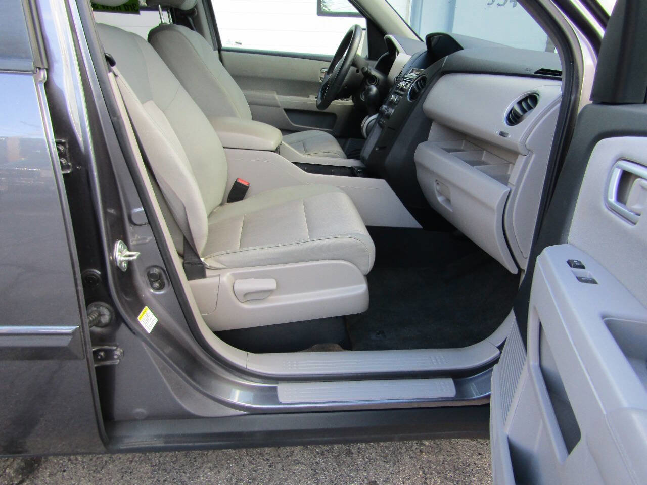 Used 2014 Honda Pilot EX image 10