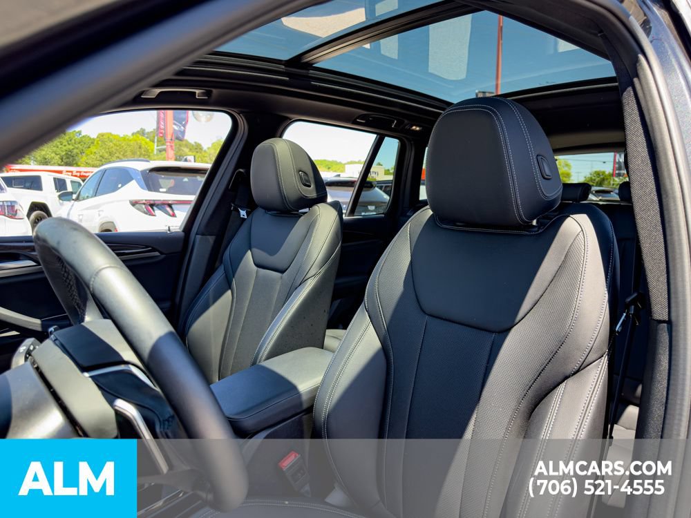 Used 2022 BMW X3 xDrive30i AWD/4WD image 12