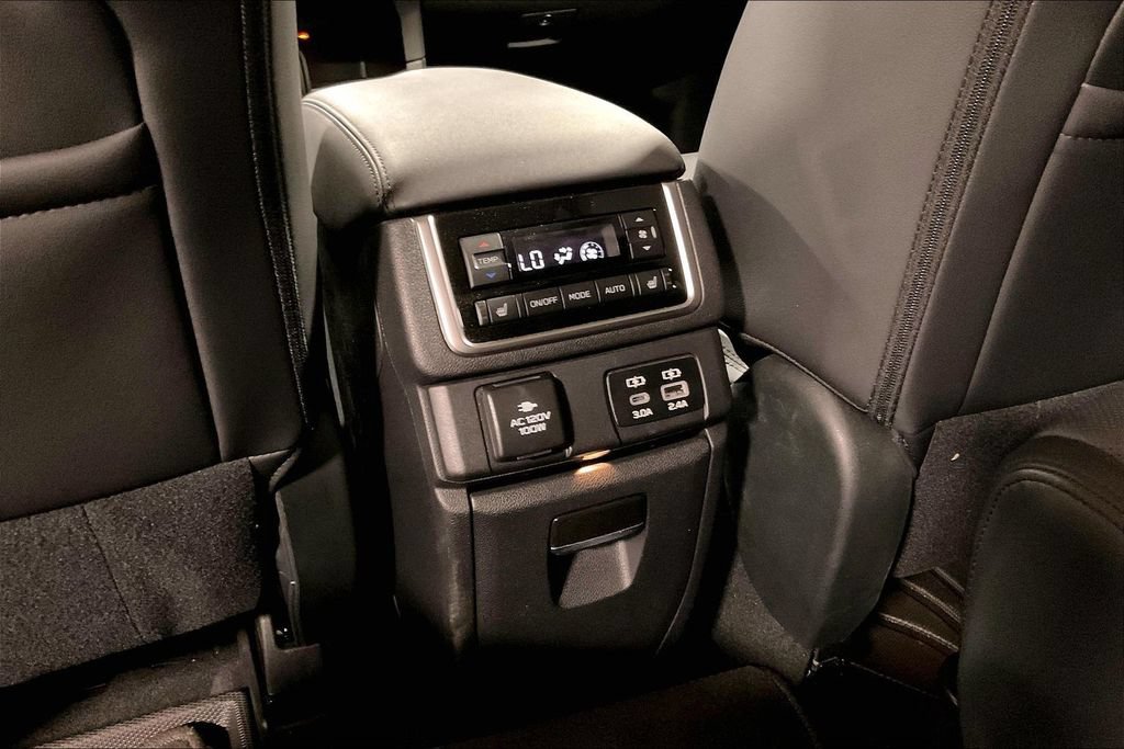 Used 2025 Subaru Ascent Bronze Edition AWD/4WD image 31