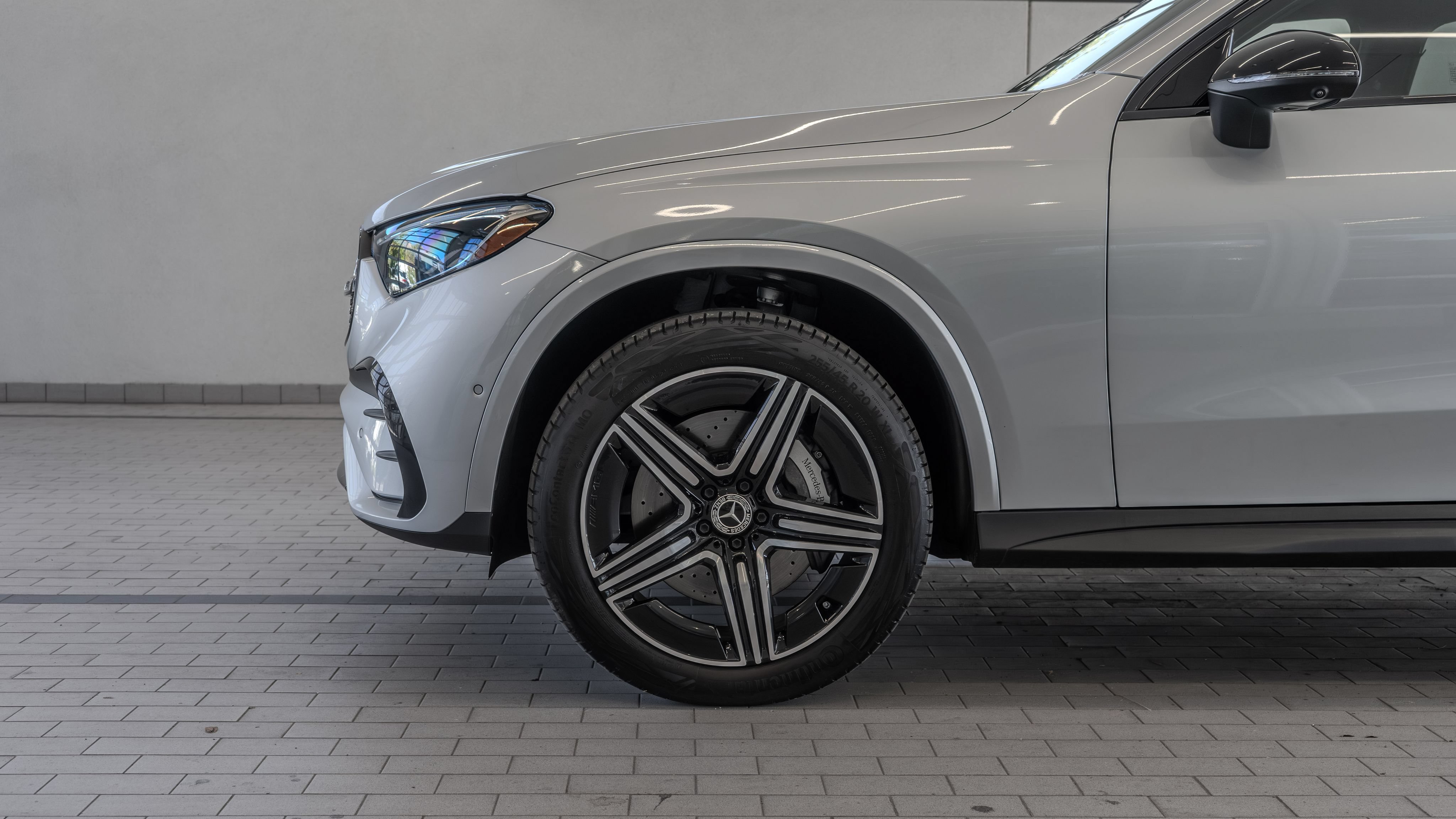 Certified 2024 Mercedes-Benz GLC 300 4MATIC image 4