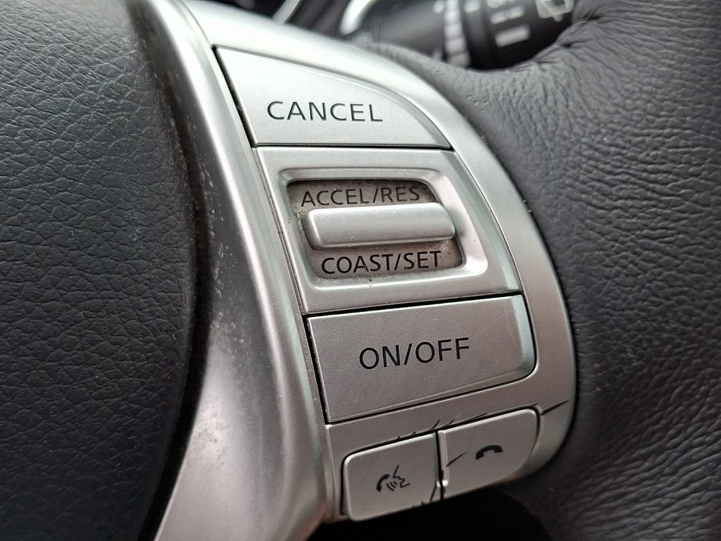 Used 2015 Nissan Rogue SL w/ SL Premium Package AWD/4WD image 24