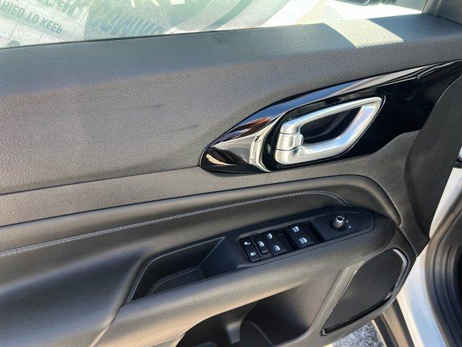 New 2026 Jeep Compass Limited image 11